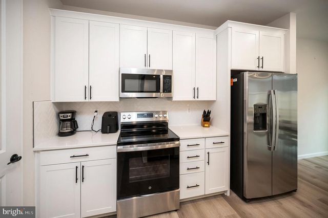 2892 WHITE TAIL DR, Locust Grove, VA 22508