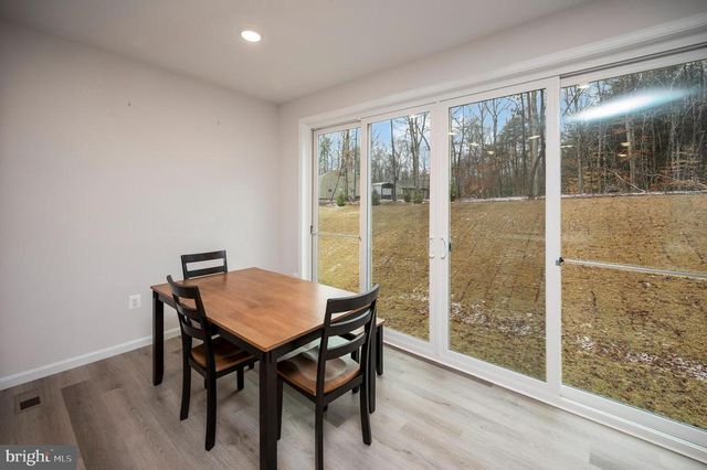 2892 WHITE TAIL DR, Locust Grove, VA 22508