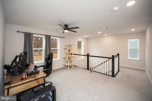 2892 WHITE TAIL DR, Locust Grove, VA 22508