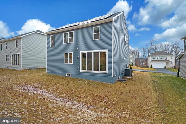 2892 WHITE TAIL DR, Locust Grove, VA 22508