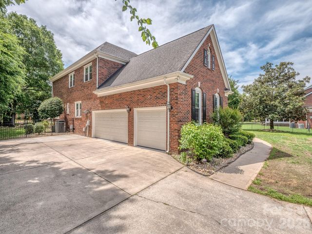 9205 Belmont Lane, Waxhaw, NC 28173