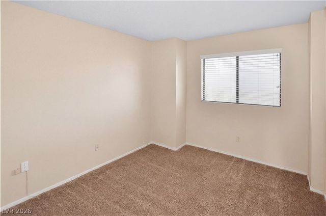 7709 Kalmalii Avenue, Las Vegas, NV 89147