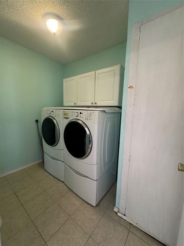 257 Merribrook Trail, Duncanville, TX 75116