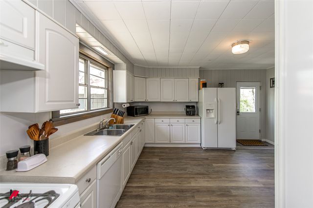 5229 Stonewall Frierson Road, Stonewall, LA 71078