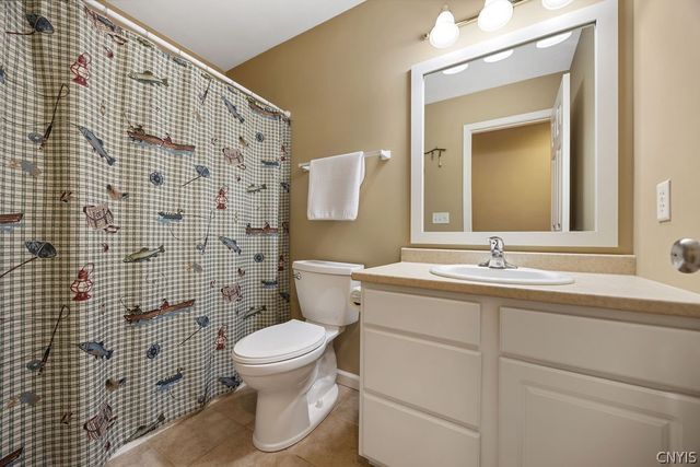 8001 Wise Road, Pompey, NY 13104