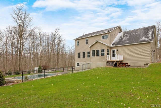8001 Wise Road, Pompey, NY 13104