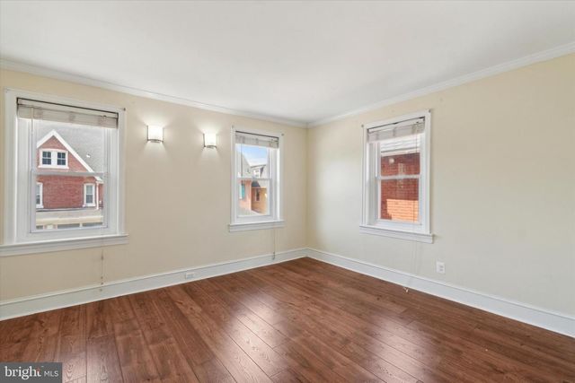 925 COUNTY LINE ROAD, Bryn Mawr, PA 19010