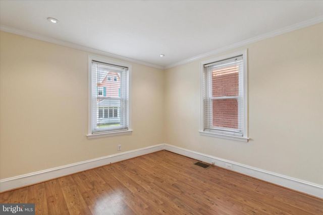 925 COUNTY LINE ROAD, Bryn Mawr, PA 19010