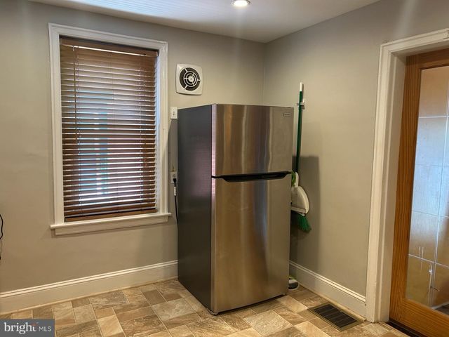 925 COUNTY LINE ROAD, Bryn Mawr, PA 19010