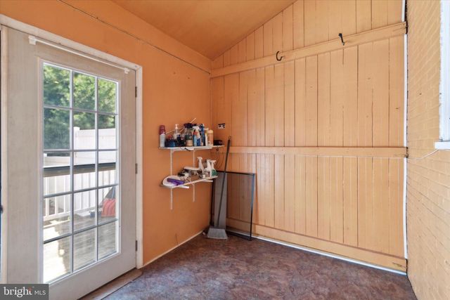 925 COUNTY LINE ROAD, Bryn Mawr, PA 19010