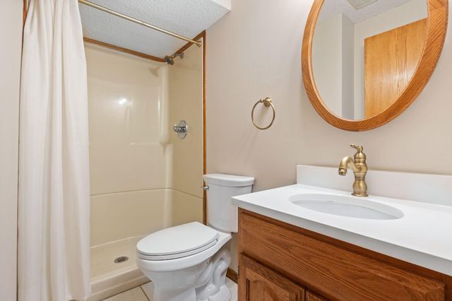 8064 Lower 147th Street W, Apple Valley, MN 55124