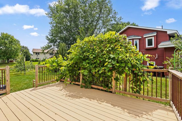 8064 Lower 147th Street W, Apple Valley, MN 55124