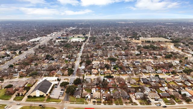 2510 W Jefferson Boulevard, Dallas, TX 75211