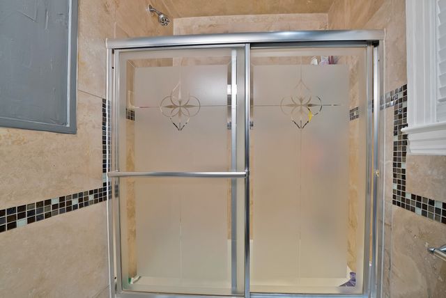 2510 W Jefferson Boulevard, Dallas, TX 75211