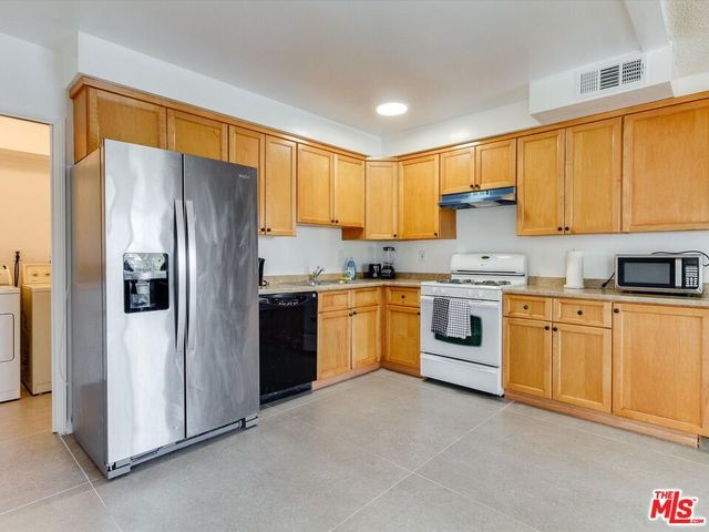 17100 Barneston Street, Granada Hills, CA 91344