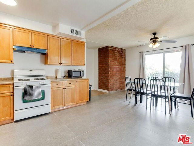 17100 Barneston Street, Granada Hills, CA 91344