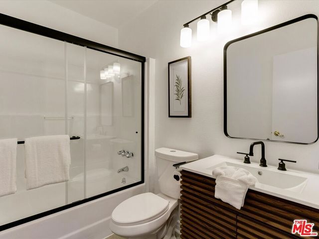 17100 Barneston Street, Granada Hills, CA 91344