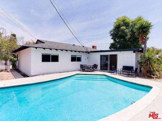 17100 Barneston Street, Granada Hills, CA 91344