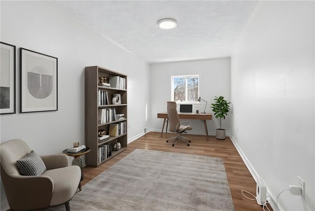 2923 Frederick St, Marshall Shadeland, PA 15212