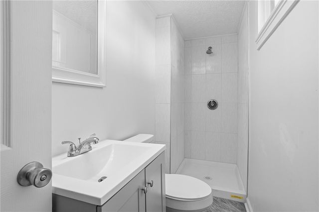 2923 Frederick St, Marshall Shadeland, PA 15212