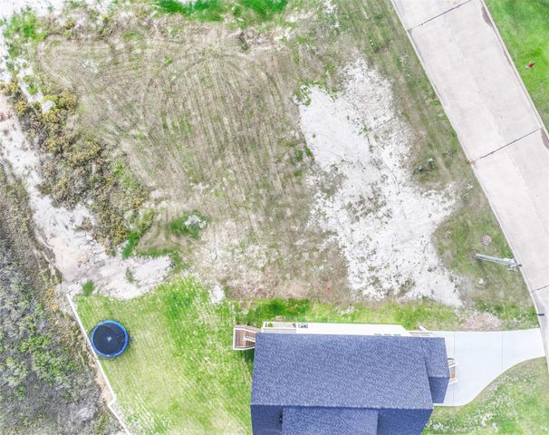 710 Vista Bella, Galveston, TX 77554