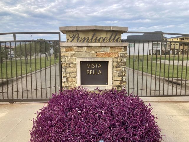 710 Vista Bella, Galveston, TX 77554