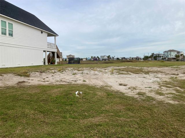710 Vista Bella, Galveston, TX 77554
