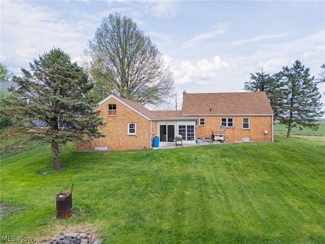 4817 Shepler Church Avenue SW, Navarre, OH 44662