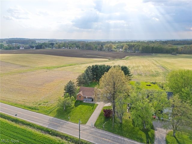 4817 Shepler Church Avenue SW, Navarre, OH 44662