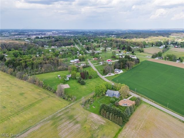 4817 Shepler Church Avenue SW, Navarre, OH 44662