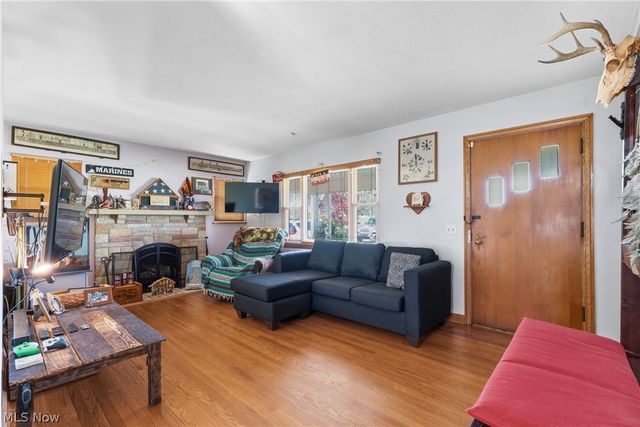 4817 Shepler Church Avenue SW, Navarre, OH 44662