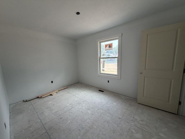 377 E Forest Avenue, Muskegon City, MI 49442
