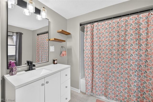 3554 W 129th Street, Cleveland, OH 44111