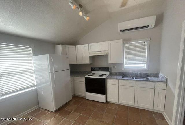 1805 PERRY Place, Jacksonville, FL 32207