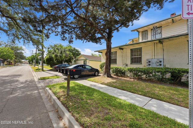 1805 PERRY Place, Jacksonville, FL 32207