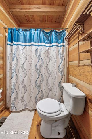 517 Adkins Tr, Winfield, TN 37892