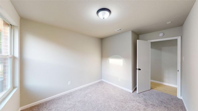 614 Chapman Drive, Lancaster, TX 75146