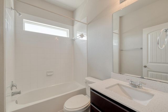 108 Kleberg CT, Georgetown, TX 78626