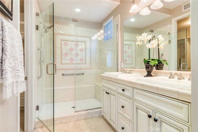 8960 Cuyamca, Corona, CA 92883