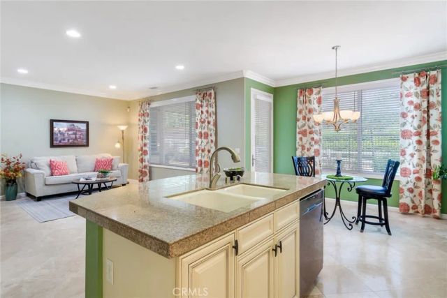8960 Cuyamca, Corona, CA 92883