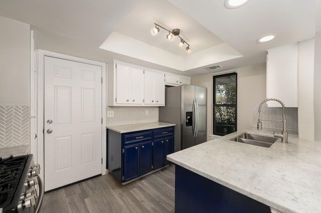 1201 Wayne DR, Round Rock, TX 78664