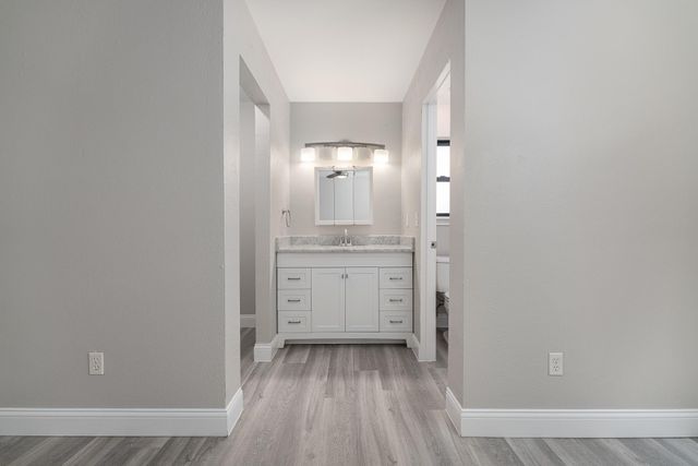1201 Wayne DR, Round Rock, TX 78664