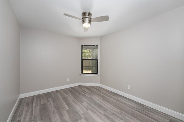 1201 Wayne DR, Round Rock, TX 78664