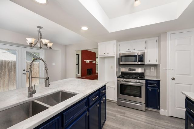 1201 Wayne DR, Round Rock, TX 78664