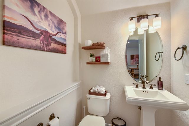 107 Hensley DR, Austin, TX 78738