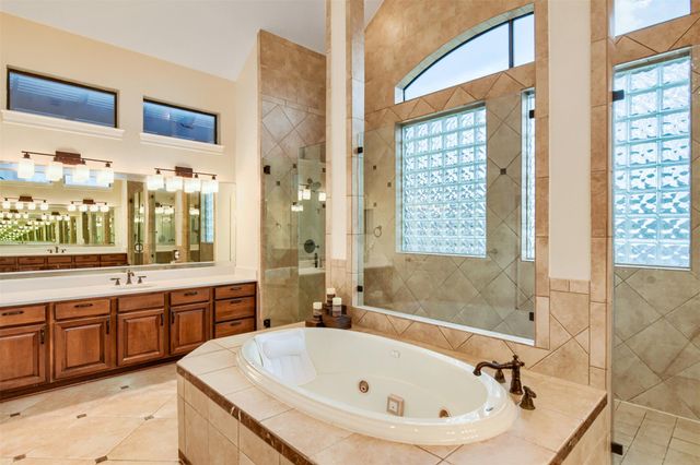 107 Hensley DR, Austin, TX 78738
