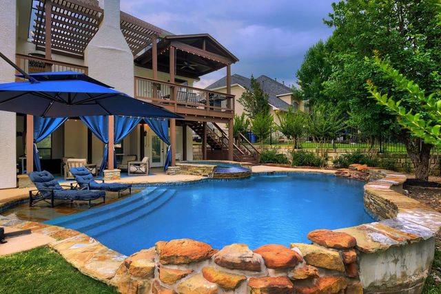 107 Hensley DR, Austin, TX 78738
