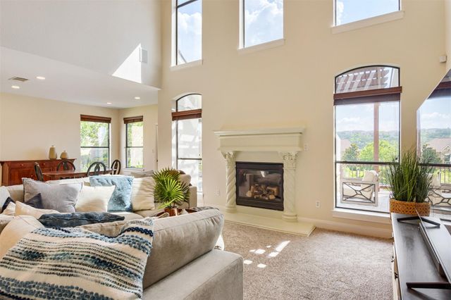 107 Hensley DR, Austin, TX 78738