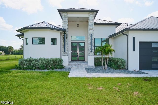 6201 Greenbriar Farms RD, Fort Myers, FL 33905