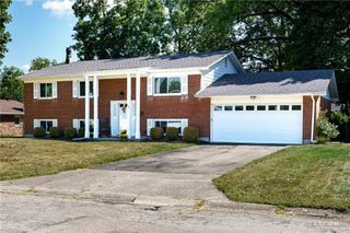 884 Crestmont Drive, Riverside, OH 45431